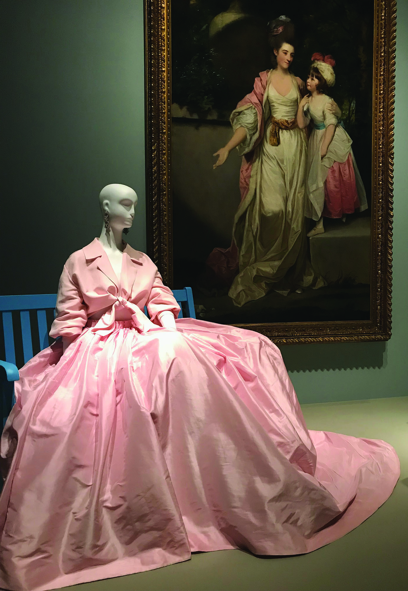 Dress made from silk chiffon By Cristobal Balenciaga Figure 3