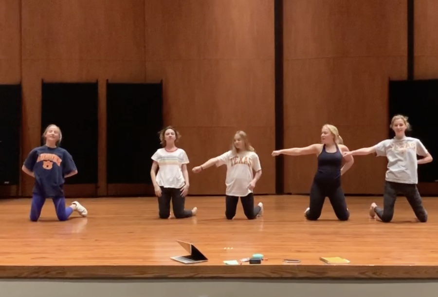 Lucie Kunetka, Hannah Jamail Herrick, Samantha Dillon, Eliza Mitchell and Hope Morenz perform a group number in the Inspired Choreography class being taught by Upper School math teacher, Mrs. Anjaly Thakkar.