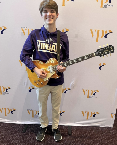 Junior places first chair guitar among all Texas private schools