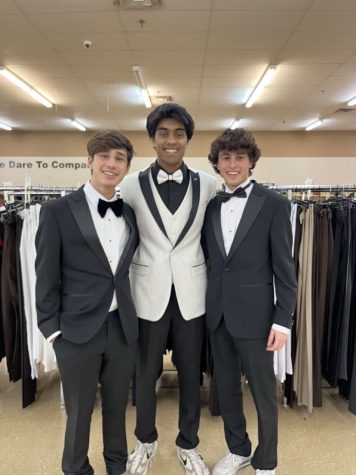 Junior revolutionizes suit vendor’s social media