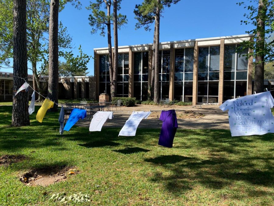 Shirts+hang+in+the+quad+in+honor+of+sexual+abuse+and+assault+survivors.