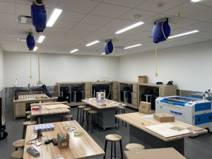 The Upper School Makerspace offers students access to advanced equipment such as 3D printers and laser cutters, encouraging creativity and innovation across disciplines.